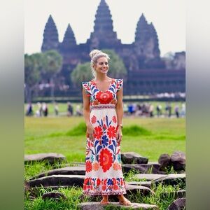 Floral Maxi Dress size small (4)